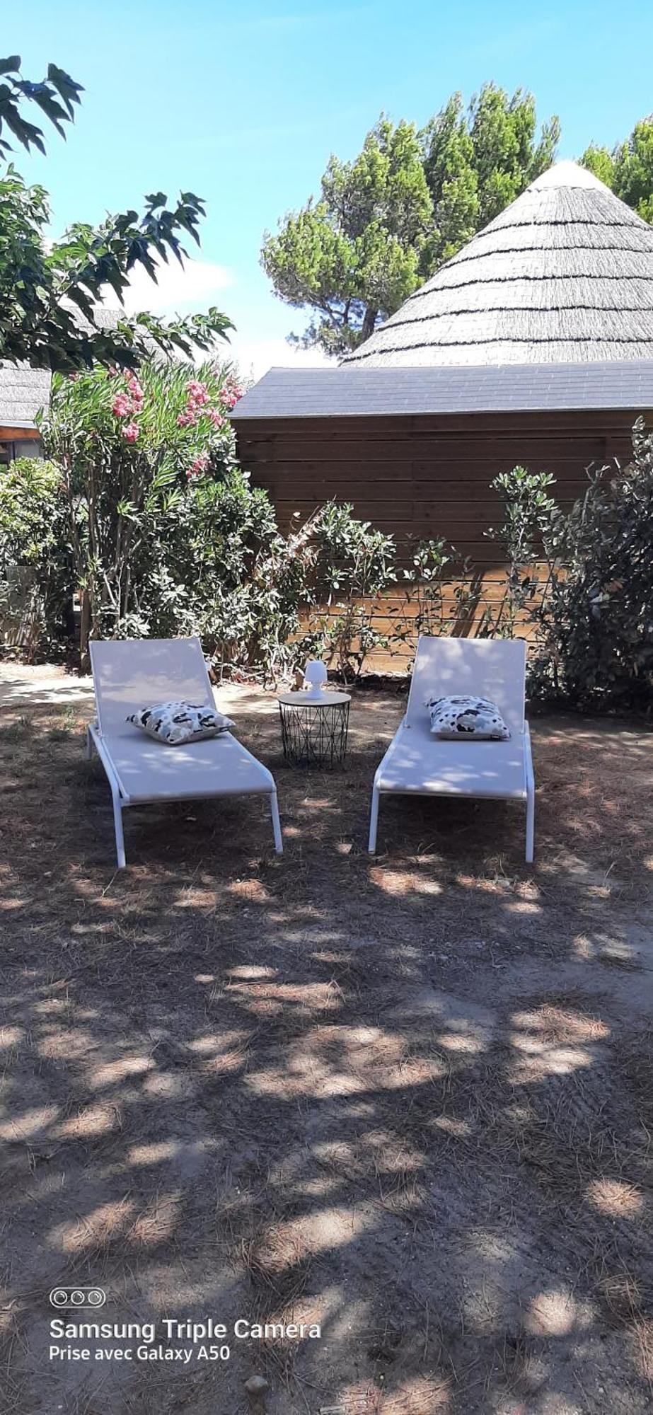 Le Mas Aux Amoureux , Suite Romantique Et Spa Le Barcares Exterior photo